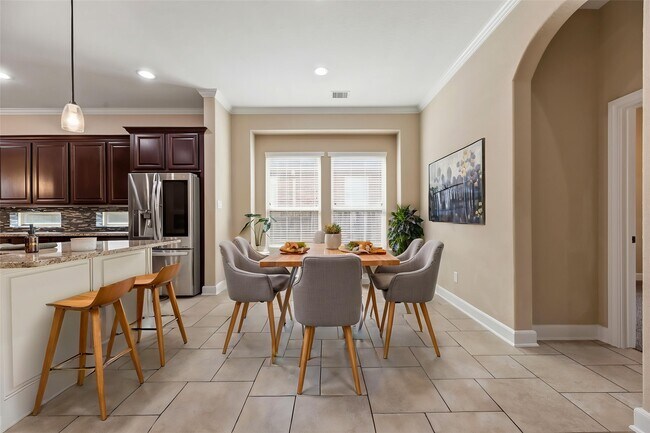 Building Photo - 9915 Rochs Hill Ct