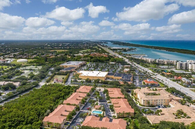 Building Photo - 152 Village Blvd