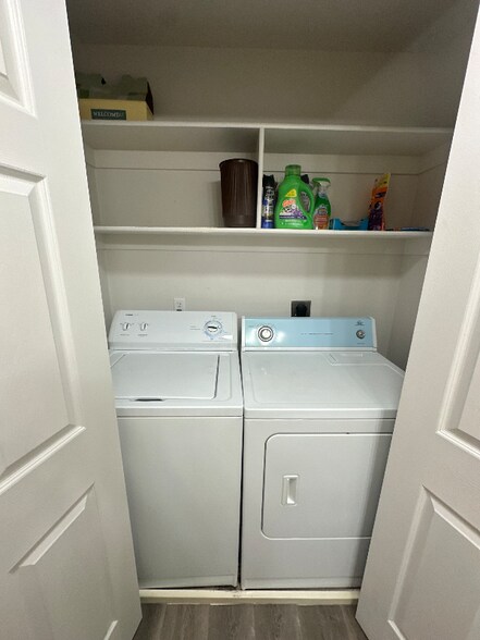 Building Photo - 1490 S 430 W