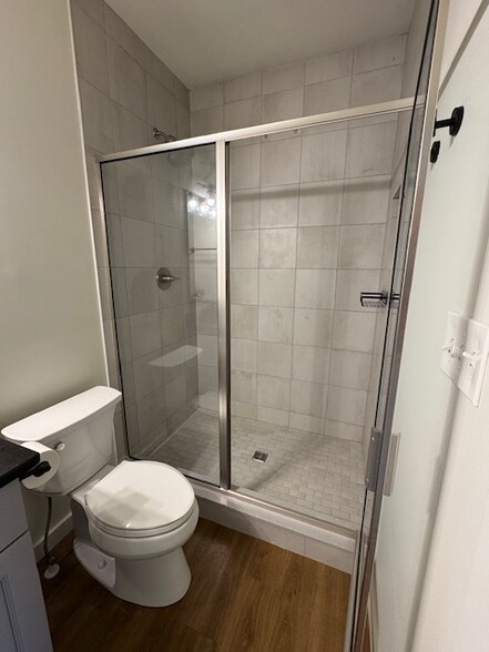 Building Photo - 802 Fritz Ave