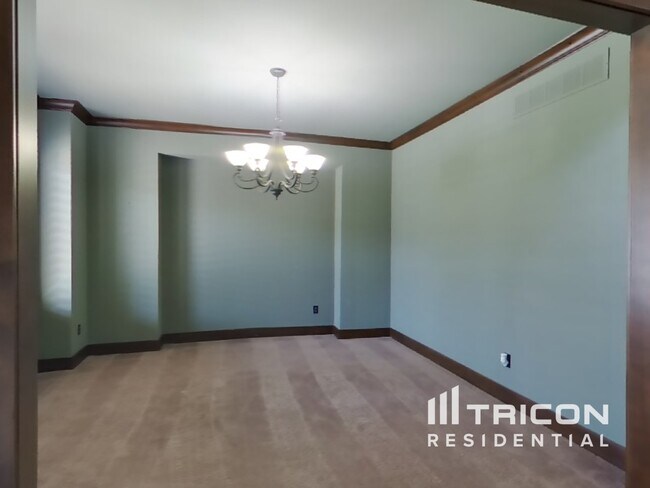 Building Photo - 20924 W 68th St