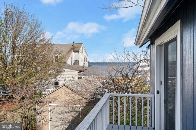 Building Photo - 4706 Frederick Ave