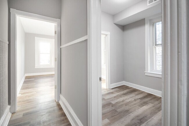 Building Photo - Renovated 4-Bedroom Home with Modern Finishes