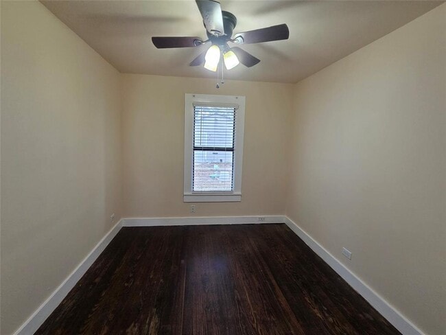 Building Photo - 3400 State Hwy 71