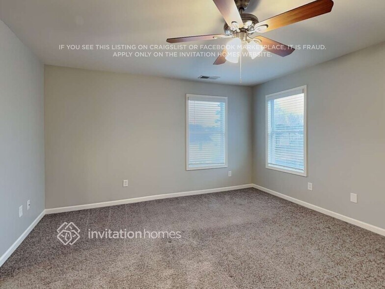 Building Photo - 70 Mercer Ln