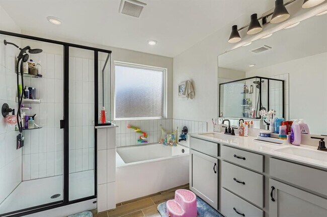 Building Photo - 3927 La Contenta Ln