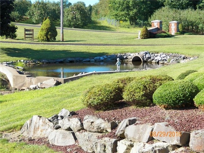 Building Photo - 35 Acampora Dr