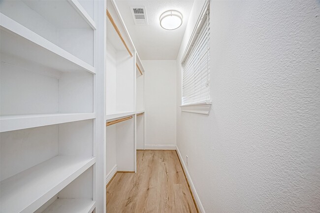 Building Photo - 1739 Nocturne Ln