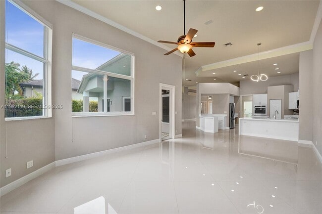 Building Photo - 8006 N Savannah Cir