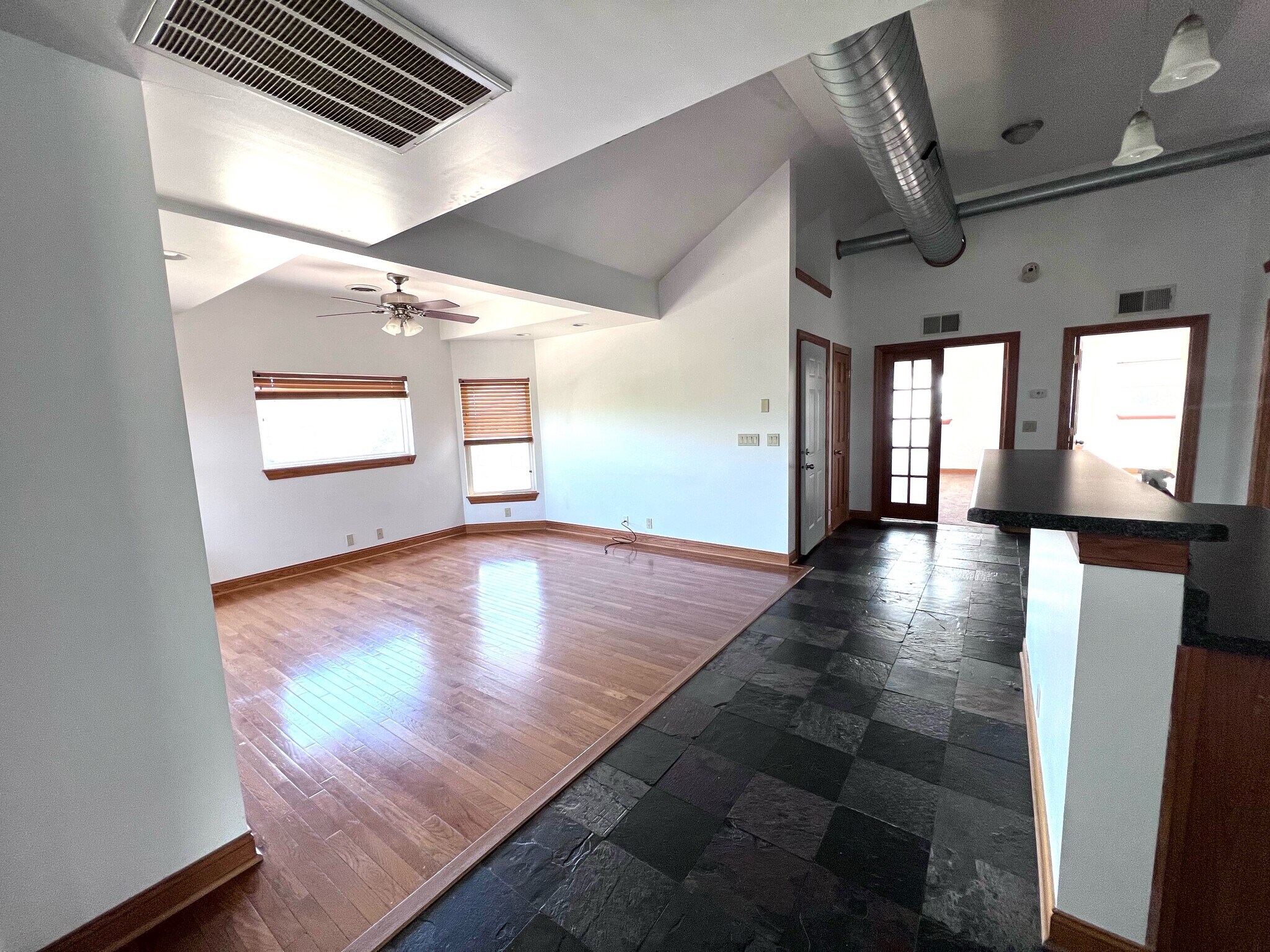 Building Photo - 1400 College Ave