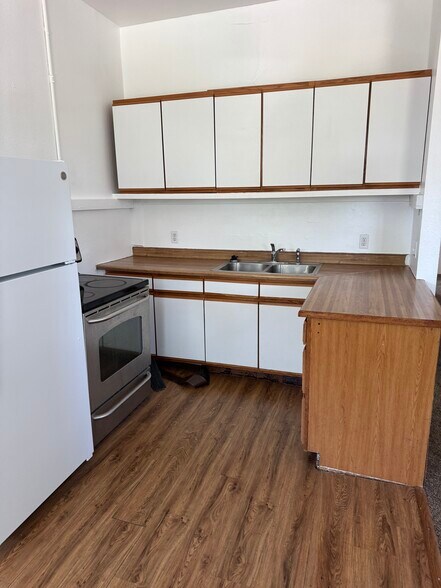 Building Photo - 1211 Lipan St