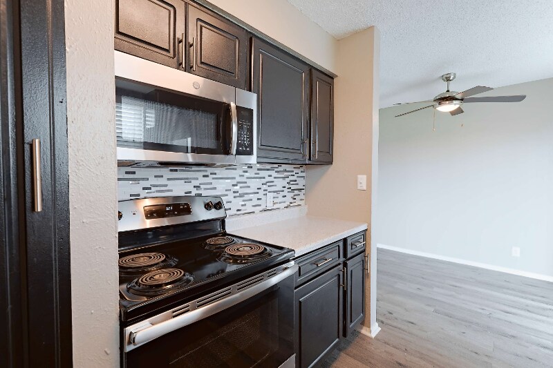 Building Photo - 351 Bedford Rd