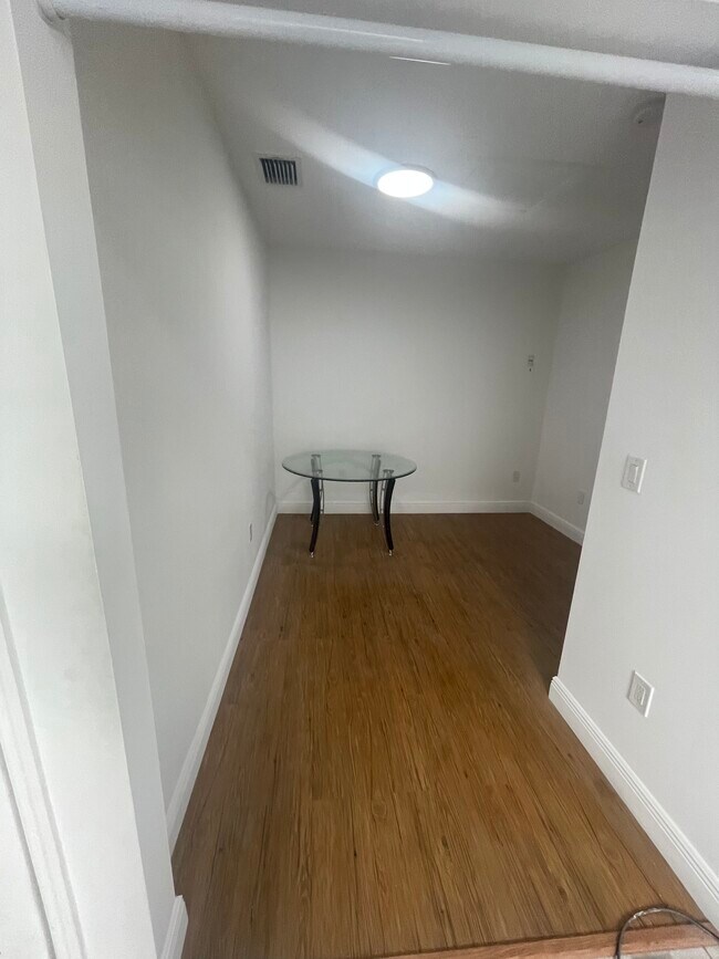 Building Photo - 14332 SW 48th Ln