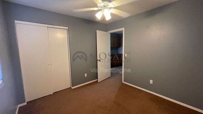 Building Photo - 20415 N 81st Dr