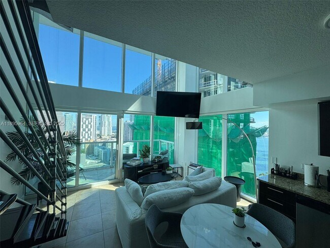 Building Photo - 41 SE 5th St