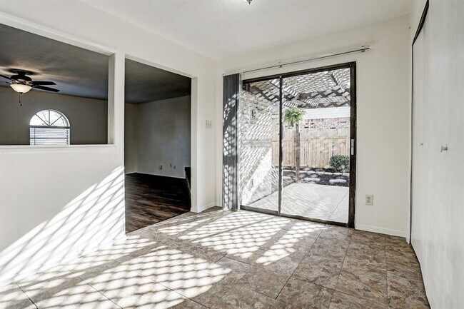 Building Photo - 24115 Anchor Ranch Dr