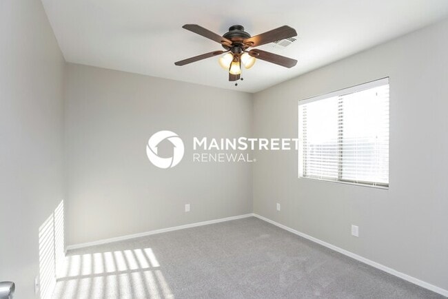 Building Photo - 4 Bedroom Pet-Friendly Home in Avondale, AZ with Main Street Renewal