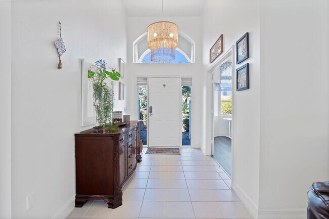 Building Photo - 13 Cleveland Ct