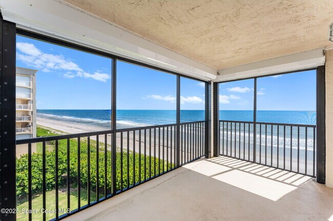 Building Photo - 1125 Jimmy Buffett Mem Hwy