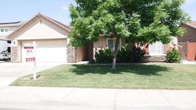 Primary Photo - 2463 Rainier Way