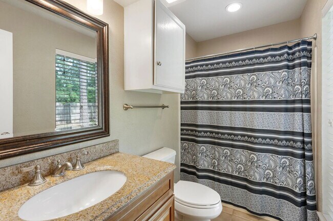 Building Photo - 78 N Deerfoot Cir