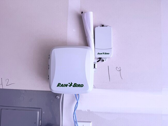 Building Photo - 4026 N Brent Ave