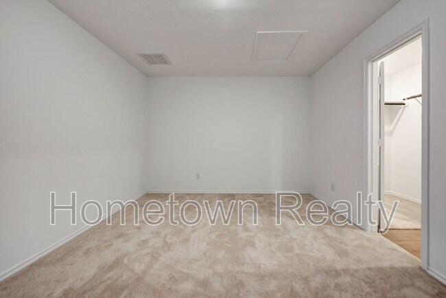 Building Photo - 3308 NW 148th St