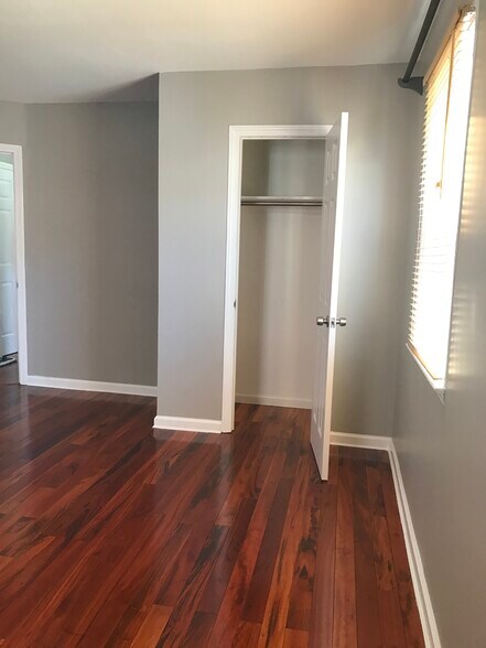 Building Photo - 209 Tibbetts Rd