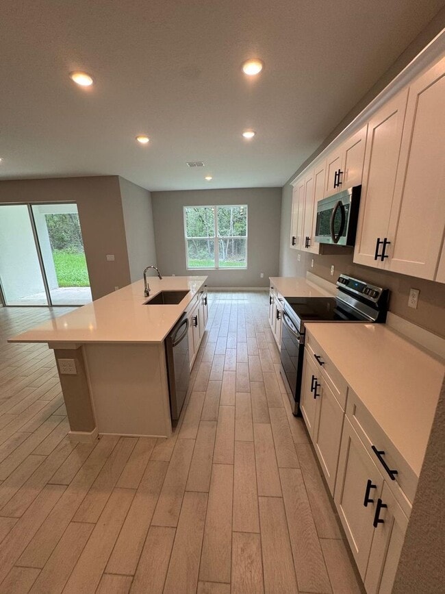 Building Photo - Brand New Single Family House