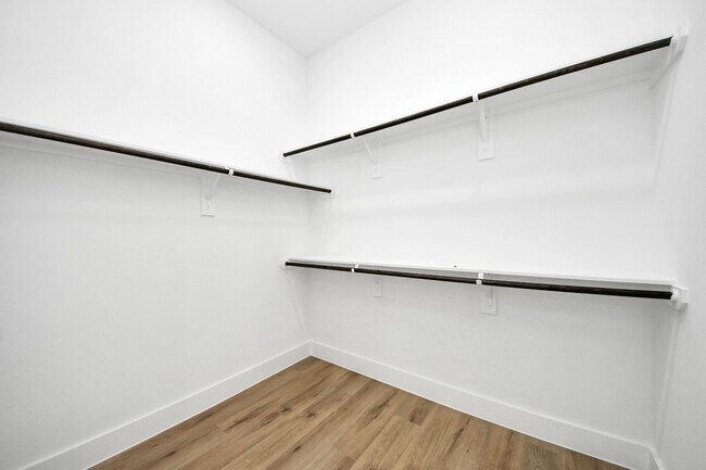 Building Photo - 8313 Venus St