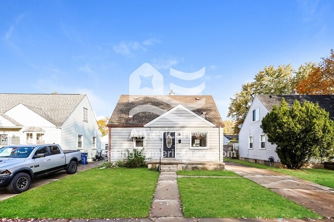 Building Photo - 2062 Champaign Rd