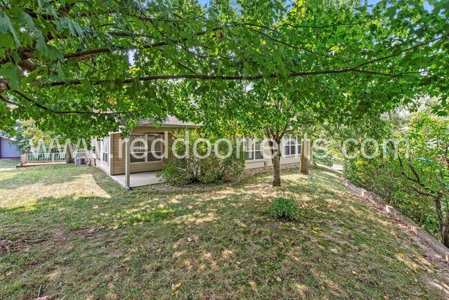 Building Photo - 7722 Trophy Club Dr S