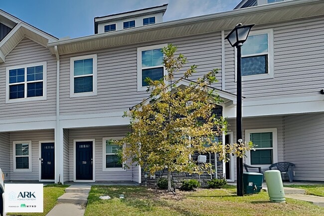 Building Photo - 720 Wild Duck Ln