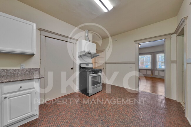 Building Photo - 3337 California St
