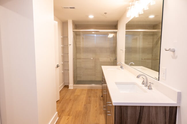 2308 | Bathroom - ArriveKC Condos