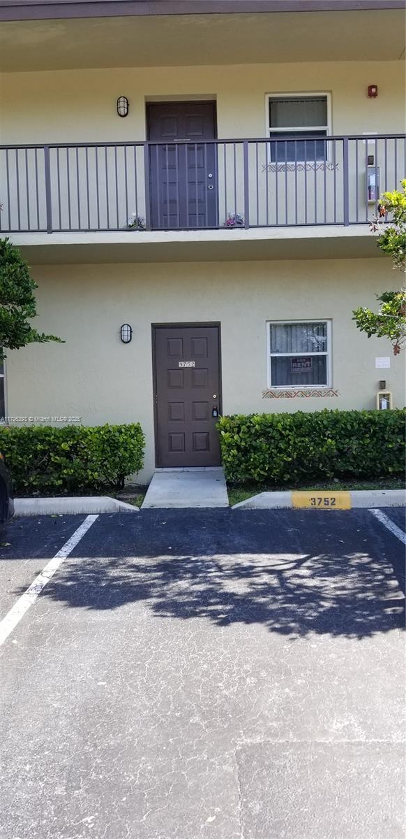Primary Photo - 3752 NW 91st Ln