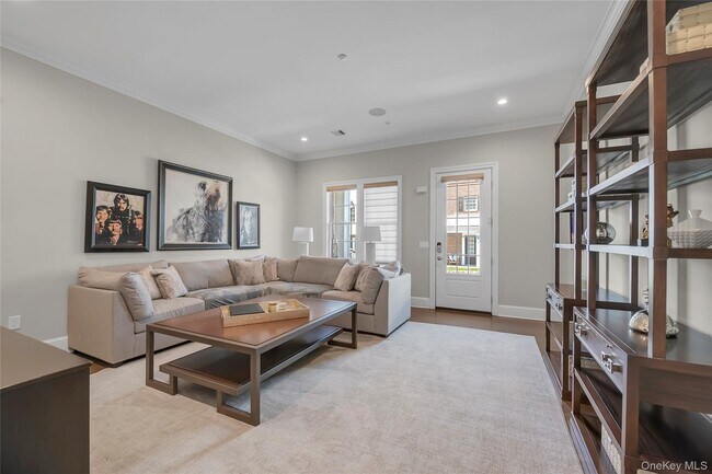 Building Photo - 402 Grist Mill Cir