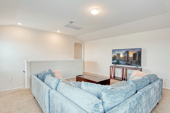 Building Photo - Kendall Brook Unit 1B