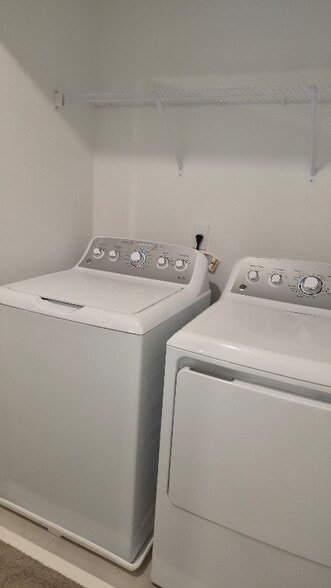 Building Photo - 3563 Davenport Creek Ct