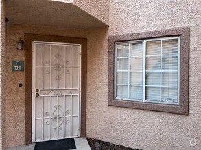 Building Photo - TWO BEDROOM CONDO WITH TWO CAR GARAGE IN H...