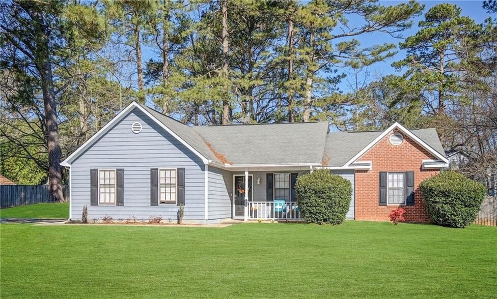 Building Photo - 1528 Carriage Ln