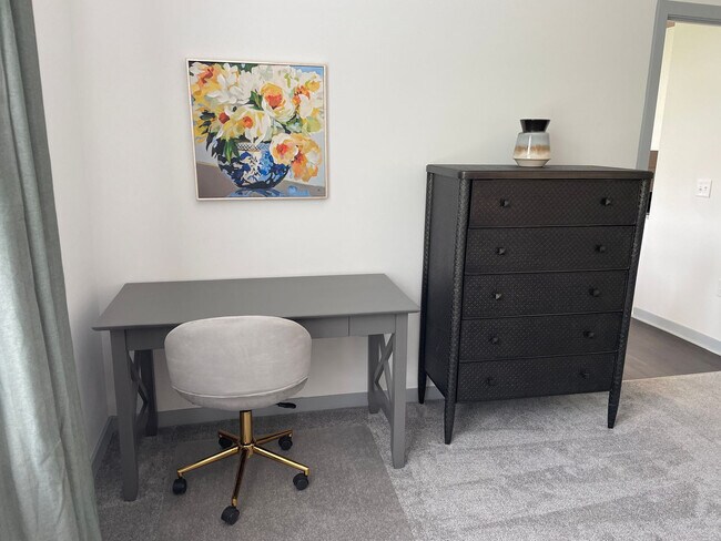 Building Photo - 5102 Aldersgate Dr