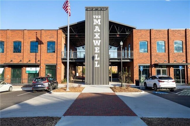 Building Photo - 11705 Haynes Bridge Rd