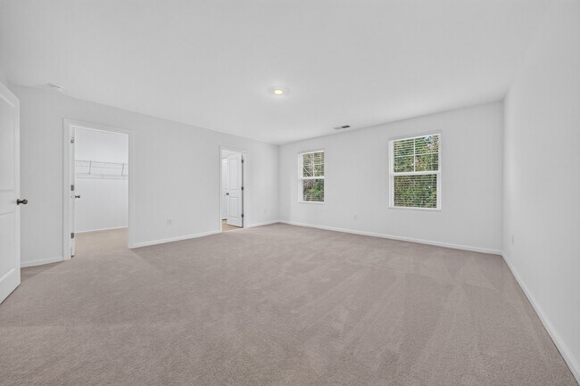 Building Photo - 210 Redford Pl Dr