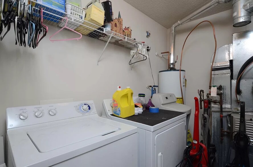 Building Photo - 672 Cobblestone Way