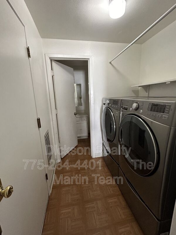 Building Photo - 1706 London Cir