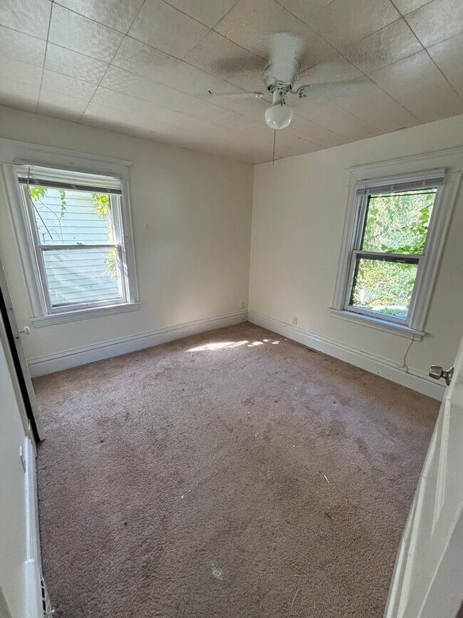 Building Photo - Single Family Home in Bryn Mawr/Harrison -...