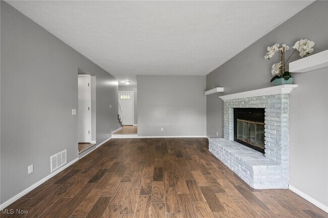 Building Photo - 13971 Walking Stick Way