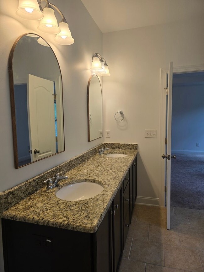 Building Photo - The Parks at Meadowview