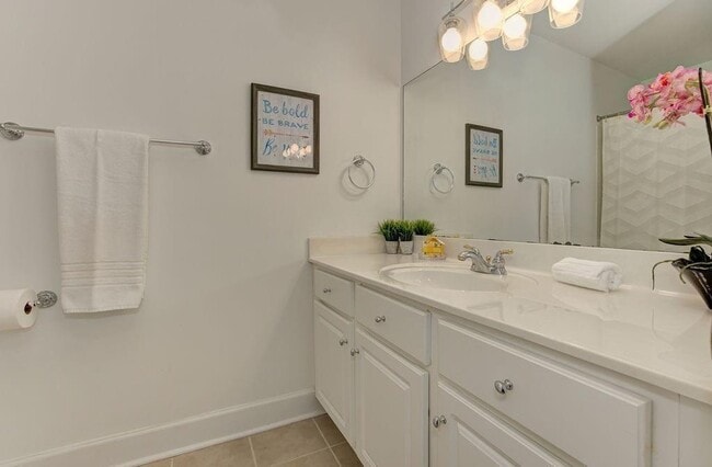 Building Photo - 27 Mt Vernon Cir